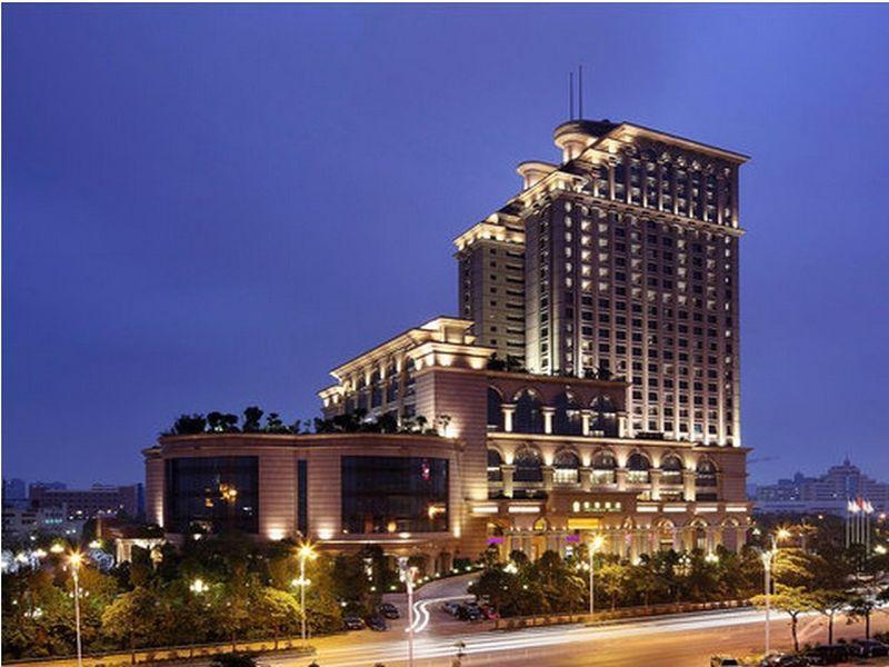 Sovereign Hotel Чжаньцзян Екстер'єр фото
